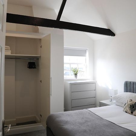Letting Serviced Apartments - Guards View, Windsor Dış mekan fotoğraf